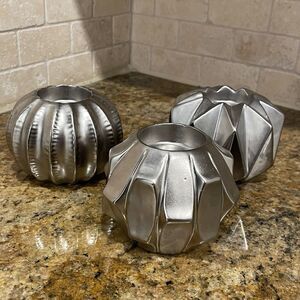 Geometric Modern‎ Tea Light Candle Holders 3.5 Inch Porcelain Silver 3 Item Set